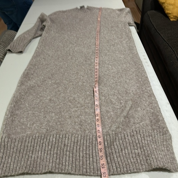 Mockneck Side Slit Midi Dress - Picture 6 of 8